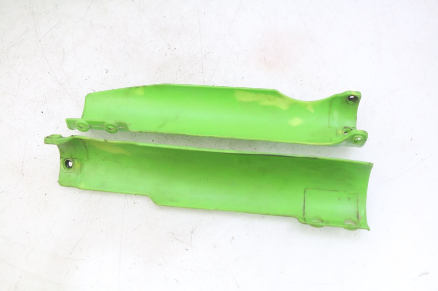 photo de CARROSSERIE CARENAGE COMPLET APOLLO DIRT BIKE 125 (2010 - 2018) - Marquages et références