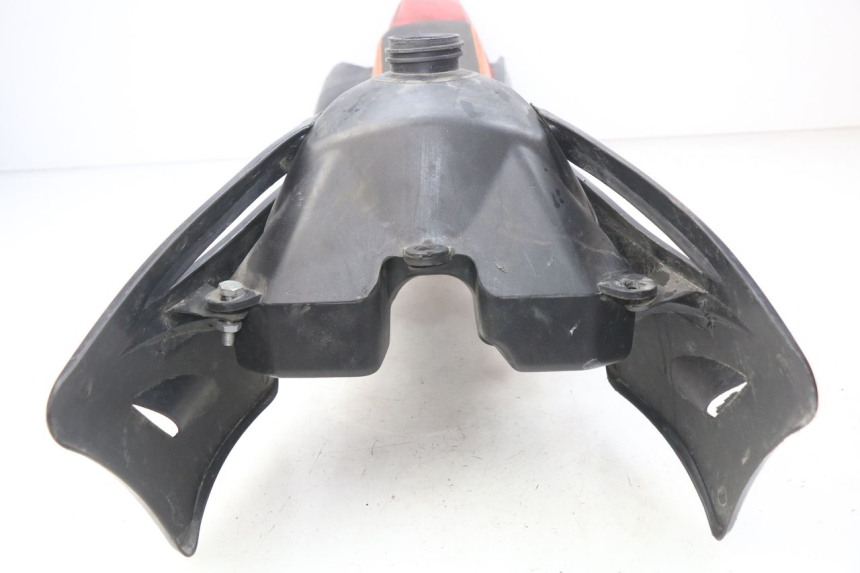 photo de CARROSSERIE CARENAGE COMPLET CCR DIRT BIKE 110 - Zoom état d’usage