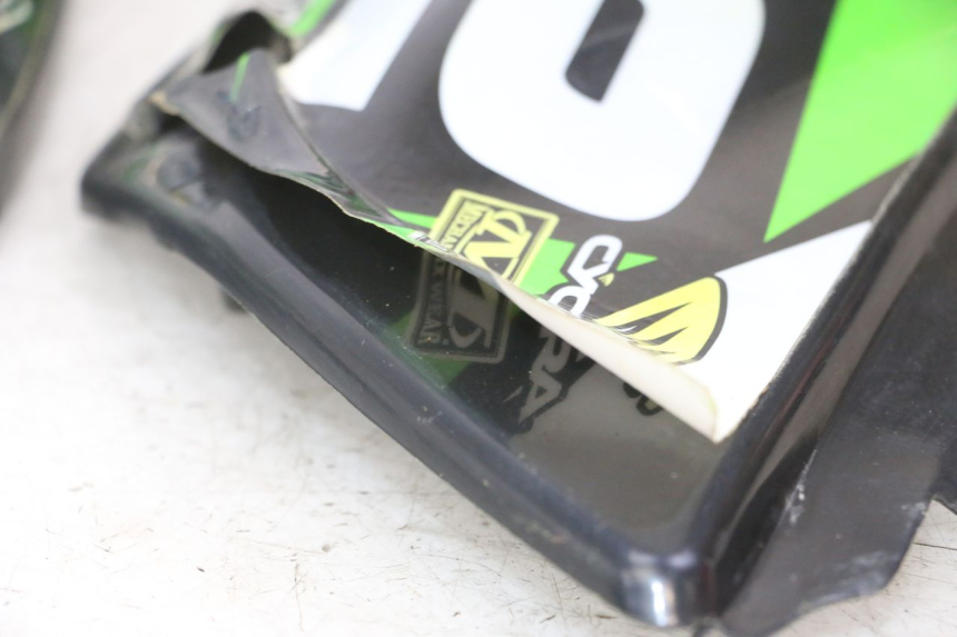 photo de CARROSSERIE CARENAGE COMPLET PROBIKE DIRT 140 - Zoom composants