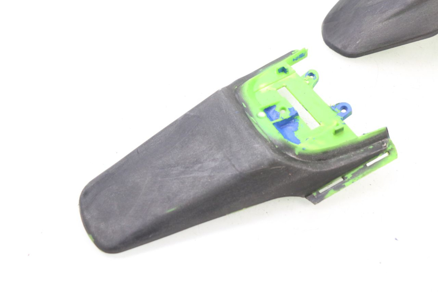 photo de CARROSSERIE CARENAGE COMPLET POCKET BIKE DIRTBIKE 50 - Focus structure