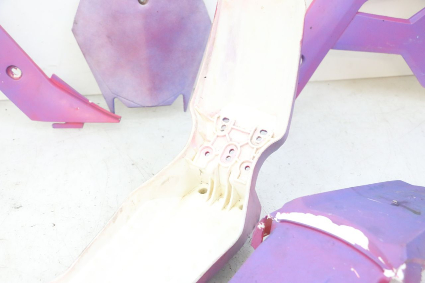 photo de CARROSSERIE CARENAGE COMPLET BSE DIRTBIKE PH10L 125 - Gros plan technique