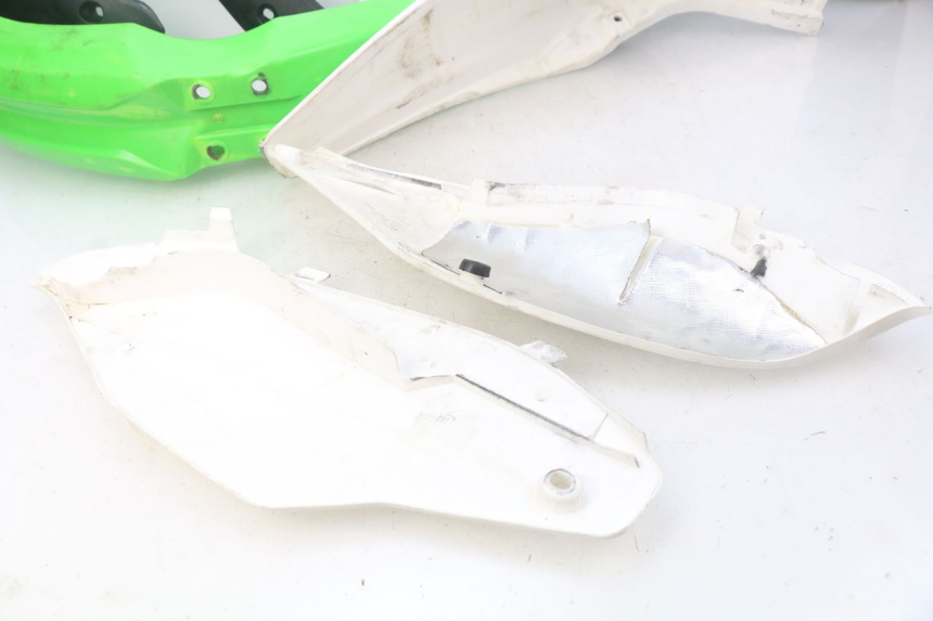 photo de CARROSSERIE CARENAGE COMPLET KAWASAKI KX F KXF 450 (2012 - 2015) - Zoom qualité