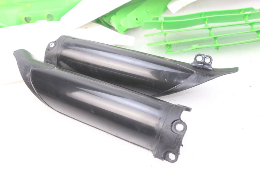 photo de CARROSSERIE CARENAGE COMPLET KAWASAKI KX F KXF 450 (2012 - 2015) - Autre angle de vue
