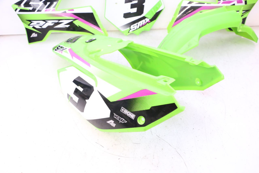 photo de CARROSSERIE CARENAGE COMPLET APOLLO RFZ 125 - Vue rapprochée
