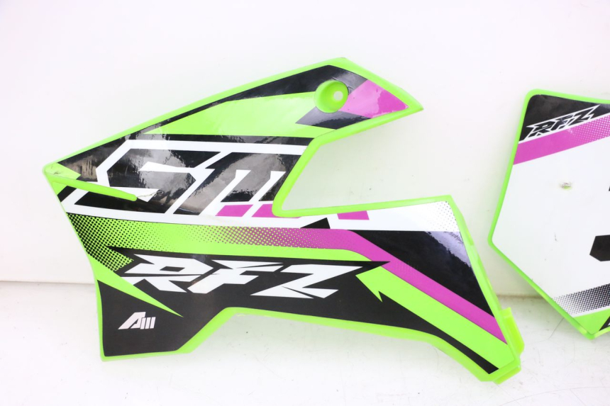 photo de CARROSSERIE CARENAGE COMPLET APOLLO RFZ 125 - État de surface