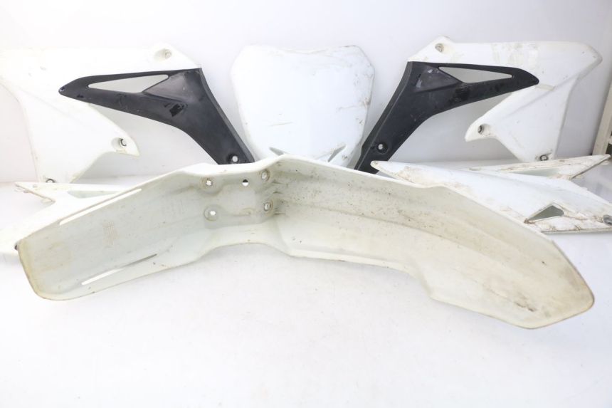 photo de CARROSSERIE CARENAGE COMPLET SUZUKI RMZ RM-Z 450 (2008 - 2011) - Vue rapprochée