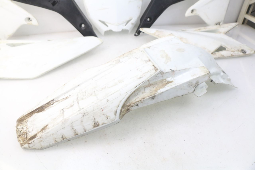 photo de CARROSSERIE CARENAGE COMPLET SUZUKI RMZ RM-Z 450 (2008 - 2011) - Zoom qualité