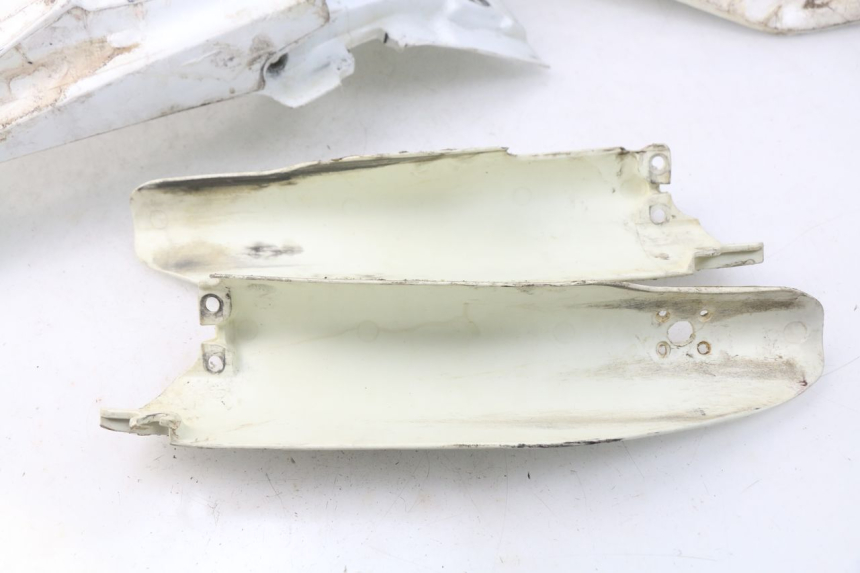 photo de CARROSSERIE CARENAGE COMPLET SUZUKI RMZ RM-Z 450 (2008 - 2011) - Aperçu profil