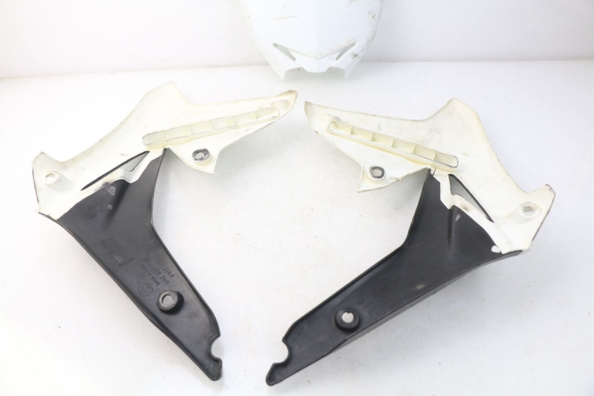 photo de CARROSSERIE CARENAGE COMPLET SUZUKI RMZ RM-Z 450 (2008 - 2011) - Zoom état d’usage