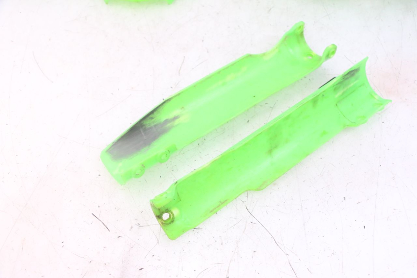 photo de CARROSSERIE CARENAGE COMPLET APOLLO RXF 125 - Détails caractéristiques