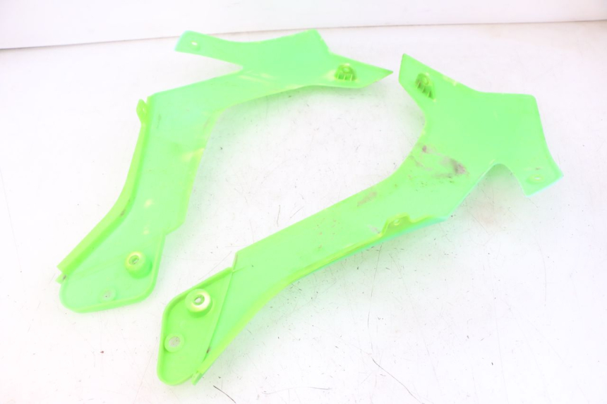 photo de CARROSSERIE CARENAGE COMPLET APOLLO RXF 125 - Autre angle de vue