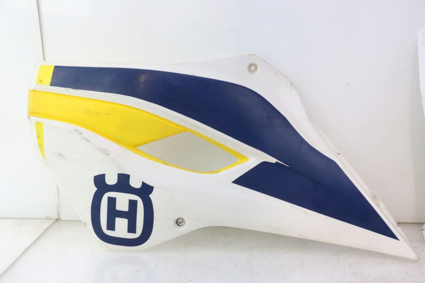 photo de CARROSSERIE CARENAGE COMPLET HUSABERG TE 250 (2011 - 2014) - Gros plan technique