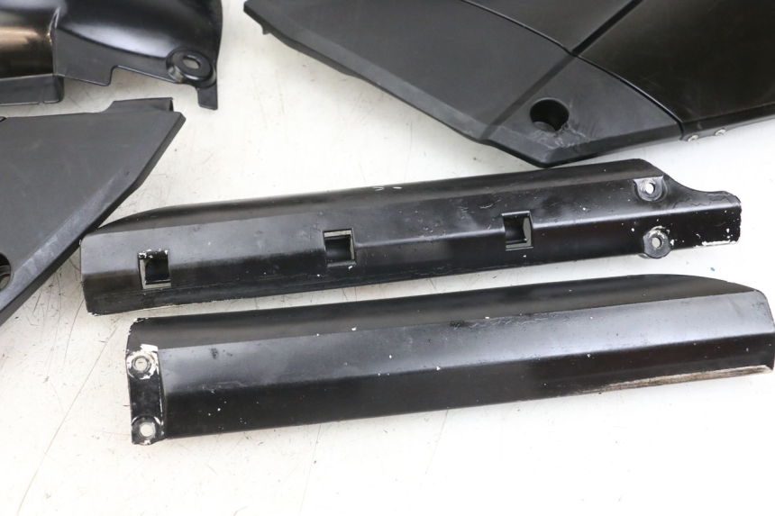 photo de CARROSSERIE CARENAGE COMPLET YAMAHA YZ 85 (2002 - 2018) - Angle alternatif