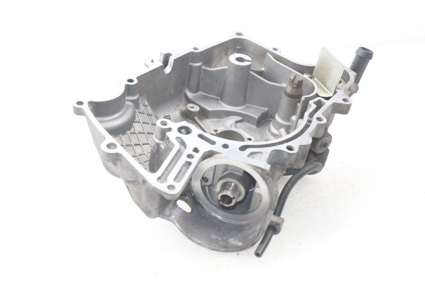 photo de CARTER ALLUMAGE PEUGEOT SATELIS 500 (2007 - 2013) - Détail de la pièce