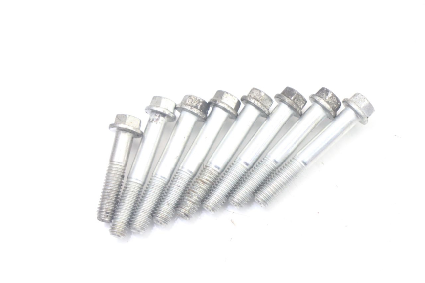 photo de CARTER ALLUMAGE PEUGEOT SATELIS 125 (2013 - 2018) - État de surface