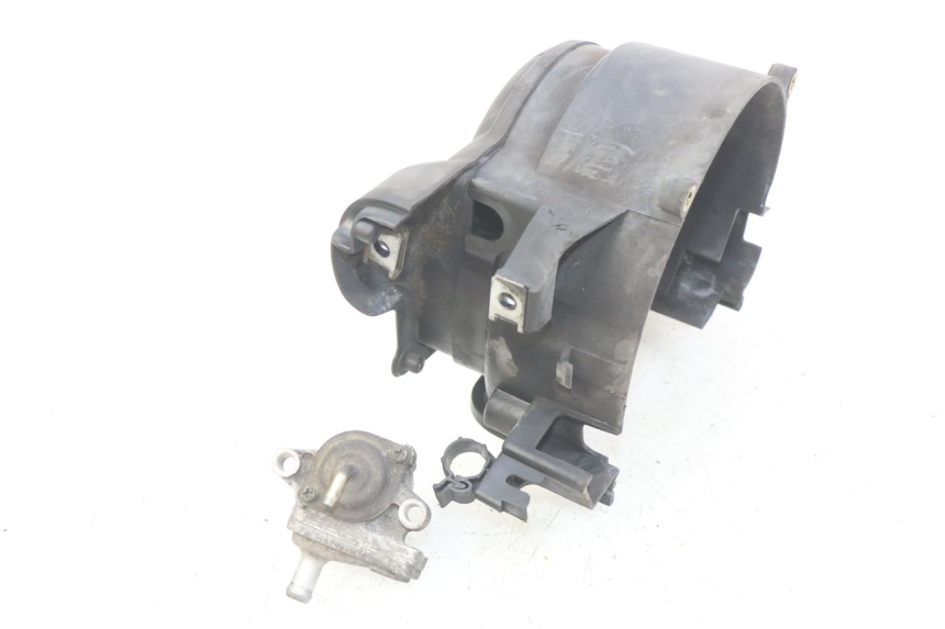 photo de CARTER ALLUMAGE PIAGGIO VESPA LXV 125 (2006 - 2009) - Gros plan technique