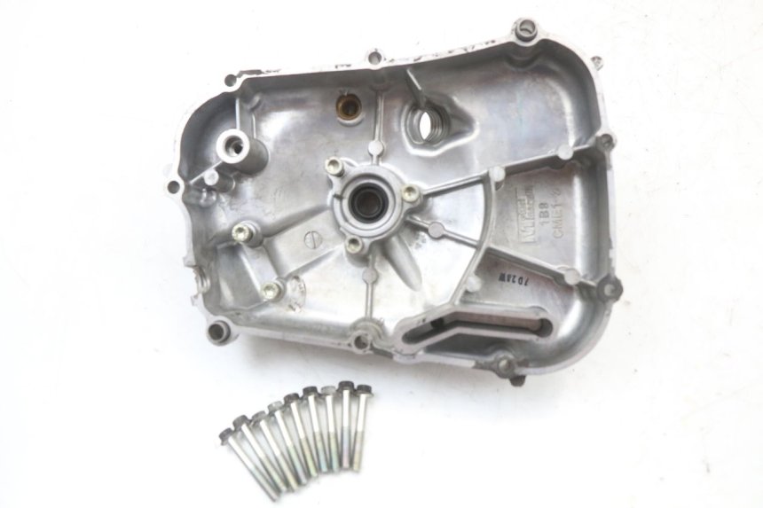 photo de CARTER ALLUMAGE YAMAHA XMAX X-MAX ABS 125 (2017 - 2020) - Gros plan technique