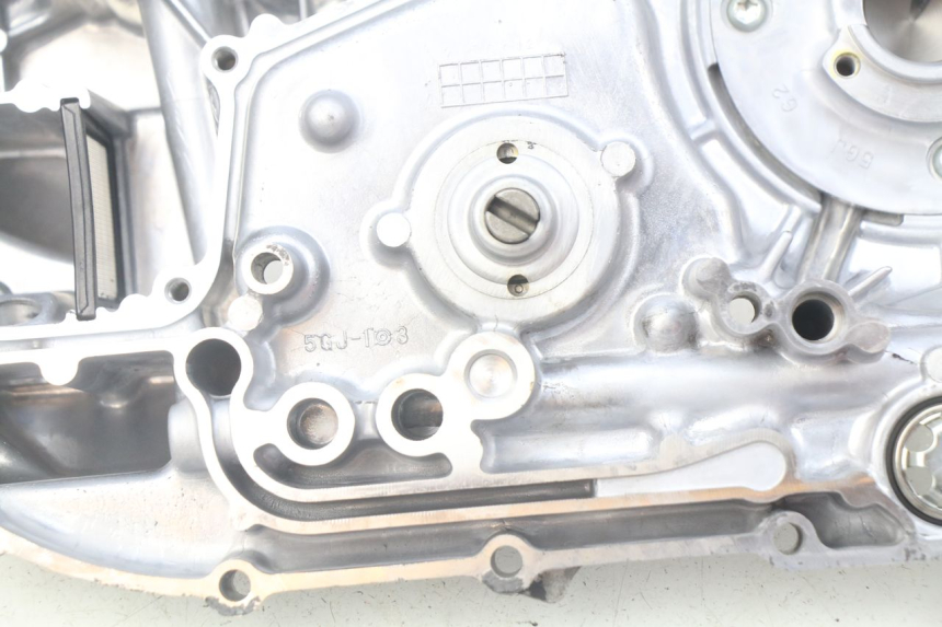 photo de CARTER ALLUMAGE YAMAHA XP T-MAX TMAX ABS 530 (2012 - 2015) - Gros plan technique