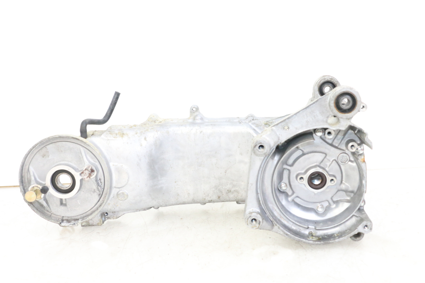 photo de CARTER BAS MOTEUR DAELIM A-FOUR 2T 50 (2005 - 2012) - Points de fixation