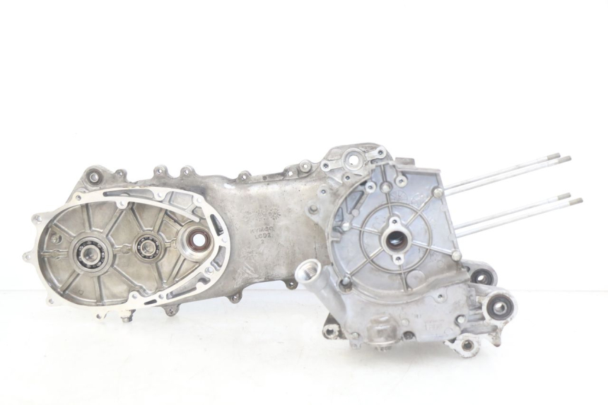 photo de CARTER BAS MOTEUR KYMCO AGILITY 16+ 4T 50 (2018 - 2023) - Vue rapprochée