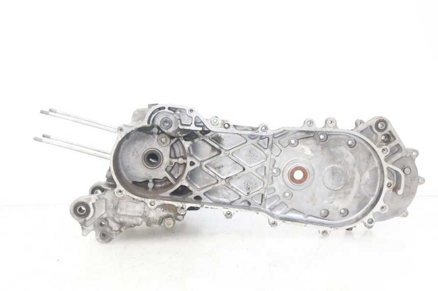 photo de CARTER BAS MOTEUR KYMCO AGILITY 16+ 4T 50 (2018 - 2023) - État de surface