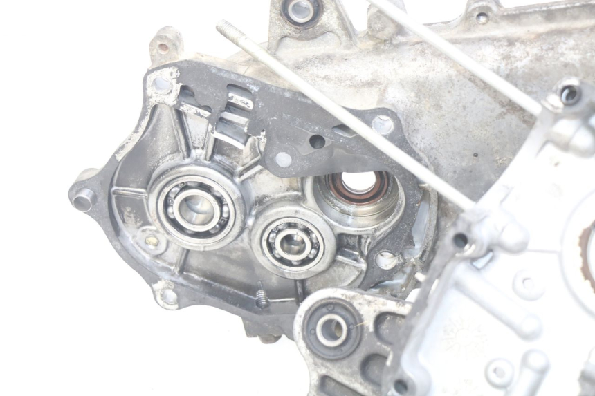 photo de CARTER BAS MOTEUR KYMCO AGILITY 4T 50 (2005 - 2018) - Vue rapprochée