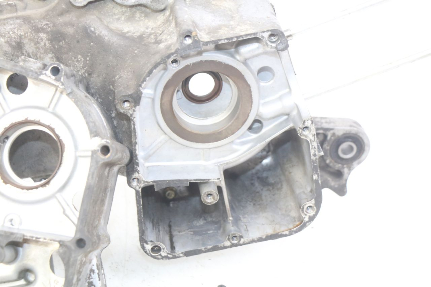 photo de CARTER BAS MOTEUR KYMCO AGILITY 4T 50 (2005 - 2018) - Photo complémentaire