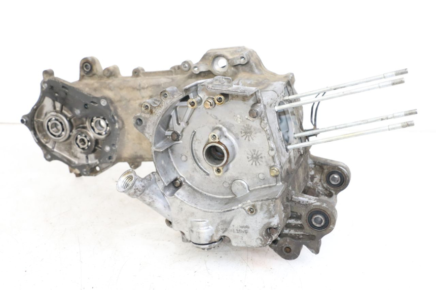 photo de CARTER BAS MOTEUR KYMCO AGILITY 4T 50 (2005 - 2018) - Zoom composants