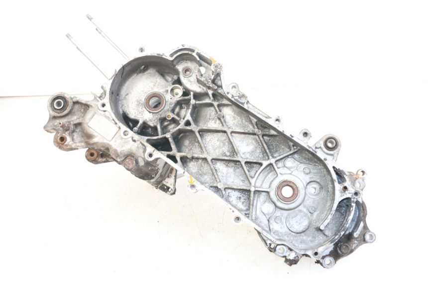 photo de CARTER BAS MOTEUR KYMCO AGILITY 4T 50 (2005 - 2018) - Points de fixation