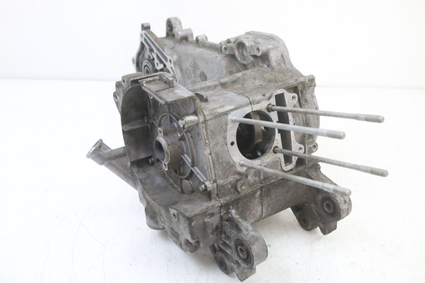 photo de CARTER BAS MOTEUR KYMCO AGILITY 4T 50 (2018 - 2022) - Focus structure