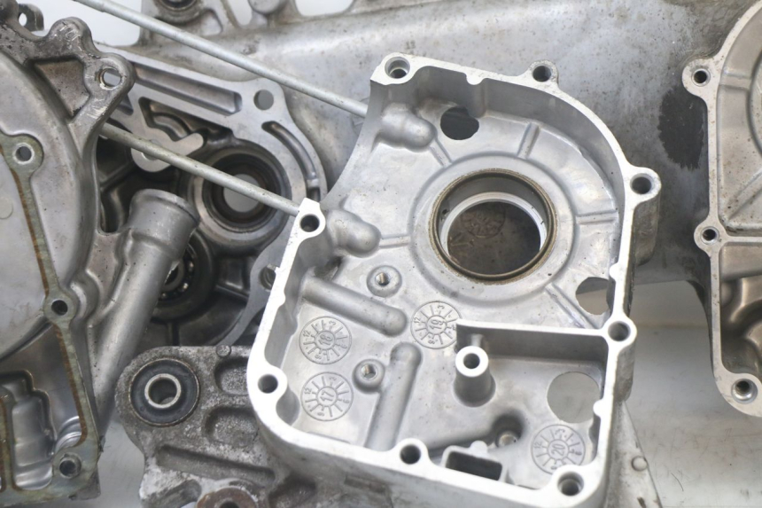 photo de CARTER BAS MOTEUR KYMCO AGILITY 4T 50 (2018 - 2022) - Autre angle de vue