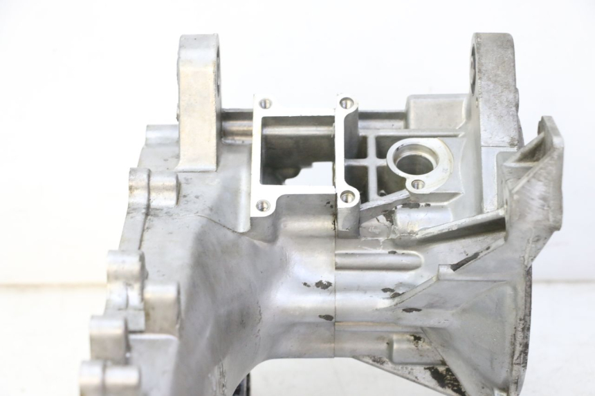 photo de CARTER BAS MOTEUR KYMCO AGILITY NAKED RENOUVO 2T 50 (2011 - 2018) - État de surface