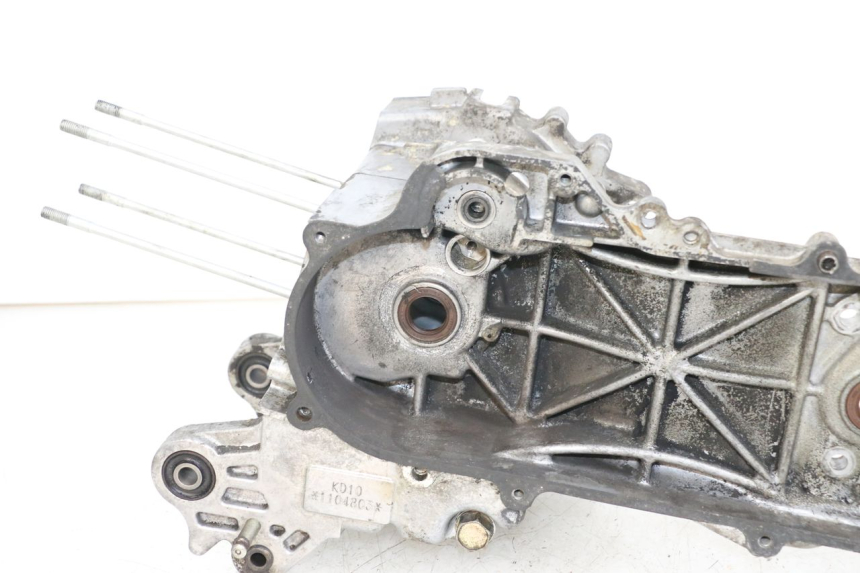 photo de CARTER BAS MOTEUR KYMCO AGILITY PREMIUM 50 (2007 - 2010) - Détails caractéristiques