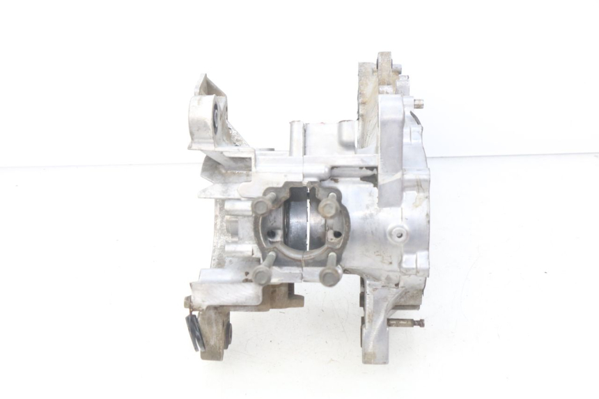 photo de CARTER BAS MOTEUR KYMCO AGILITY RS 2T 50 (2009 - 2013) - Autre angle de vue