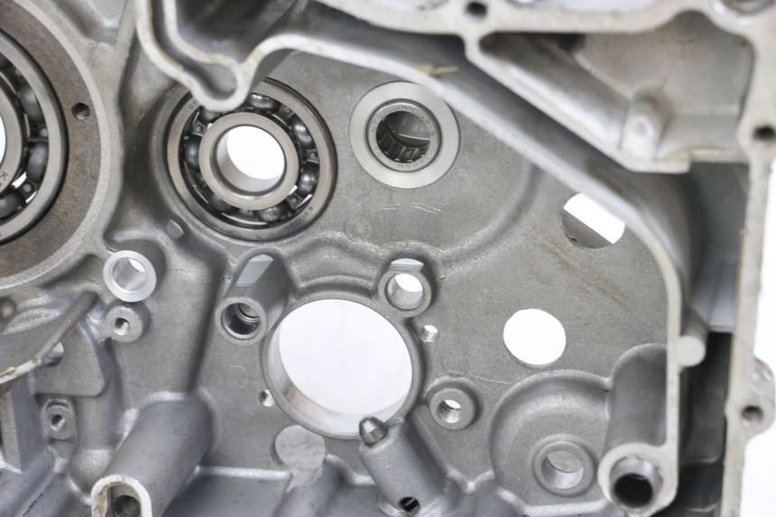 photo de Lower engine case HYOSUNG GV AQUILA 125 (2000 - 2009) - Photo complémentaire