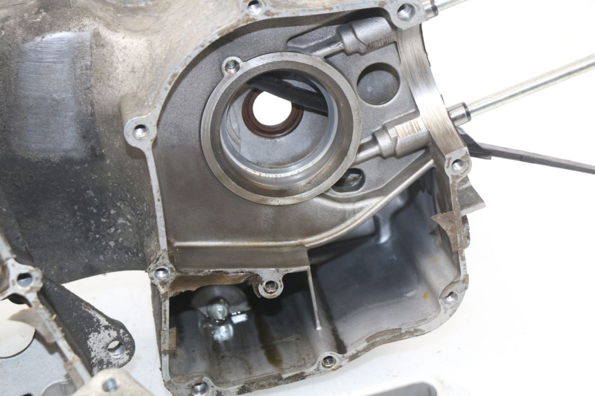 photo de CARTER BAS MOTEUR JONWAY AZTRAL 125 (2008 - 2017) - Photo complémentaire