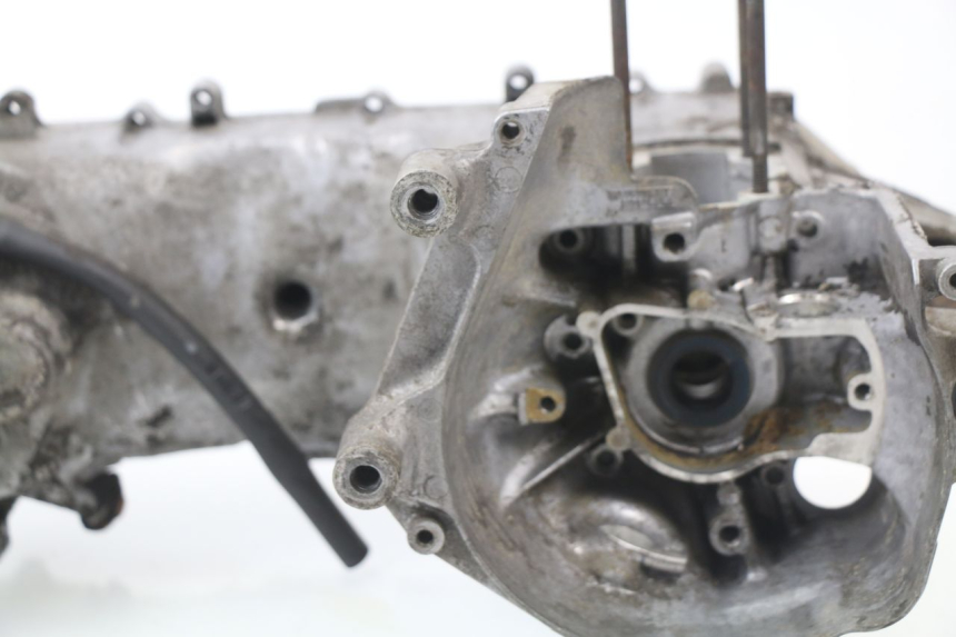 photo de CARTER BAS MOTEUR MBK BOOSTER ROCKET 50 (1995 - 1998) - Focus structure