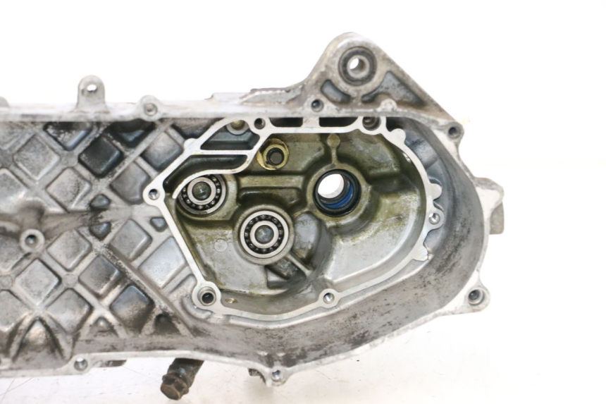 photo de CARTER BAS MOTEUR MBK BOOSTER SPIRIT 50 (2004 - 2017) - Vue rapprochée