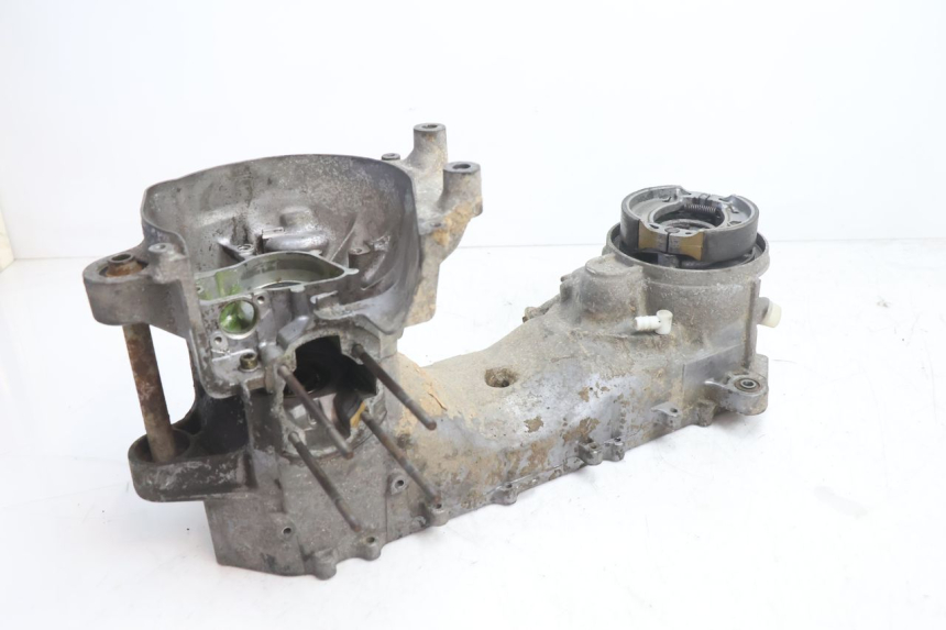 photo de CARTER BAS MOTEUR MBK BOOSTER SPIRIT 50 (1996 - 1999) - Points de fixation