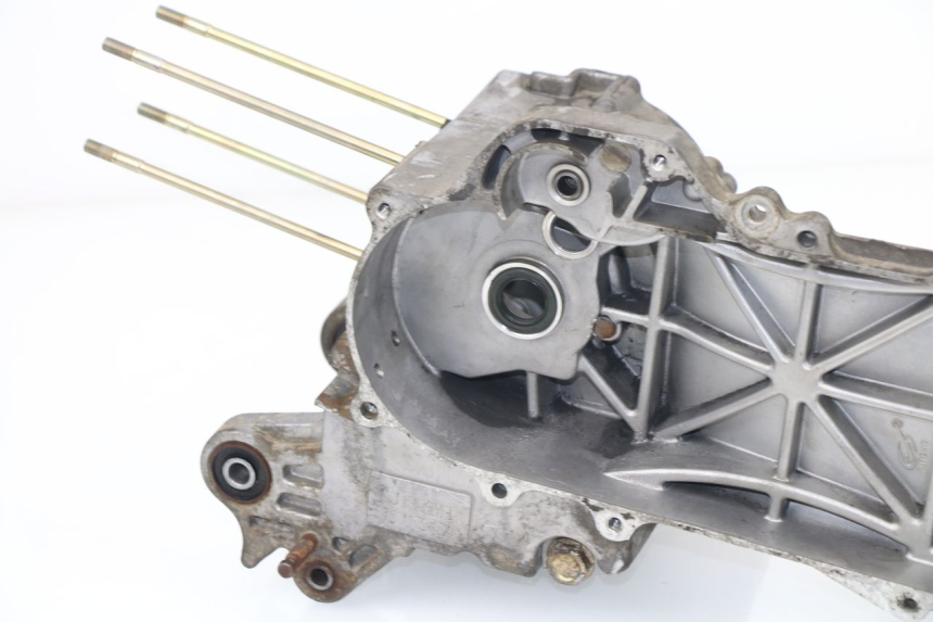 photo de CARTER BAS MOTEUR BAOTIAN BT 49 QT-9 50 (2006 - 2010) - État de surface