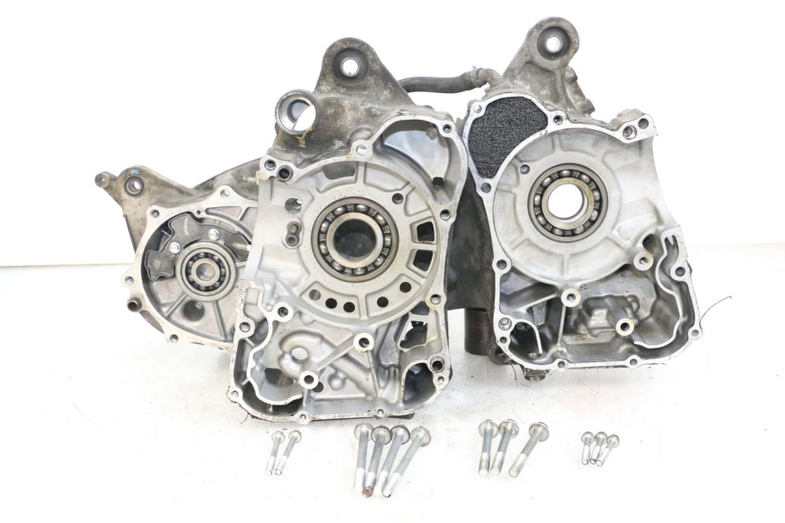 photo de CARTER BAS MOTEUR SUZUKI BURGMAN 125 (2007 - 2014) - Détail de la pièce