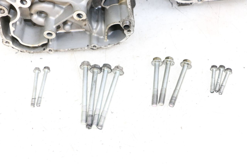 photo de CARTER BAS MOTEUR SUZUKI BURGMAN 125 (2007 - 2014) - Vue produit