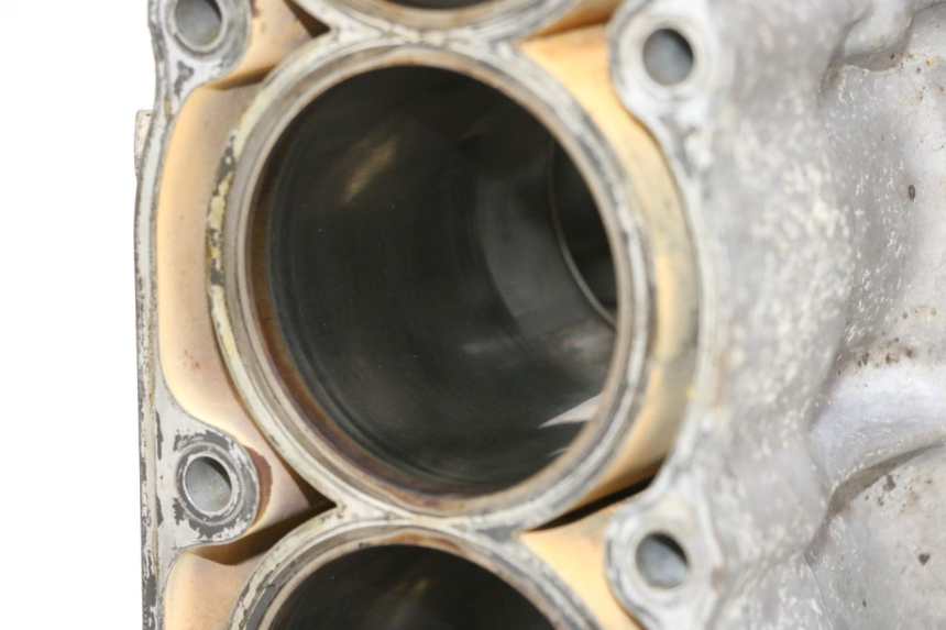 photo de CARTER BAS MOTEUR HONDA CBR RR FIREBLADE 900 (1992 - 1994) - Focus structure