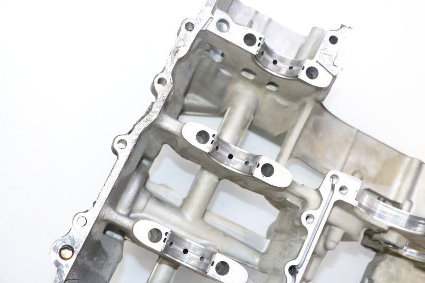 photo de CARTER BAS MOTEUR HONDA CBR RR FIREBLADE 900 (1992 - 1994) - Vue rapprochée