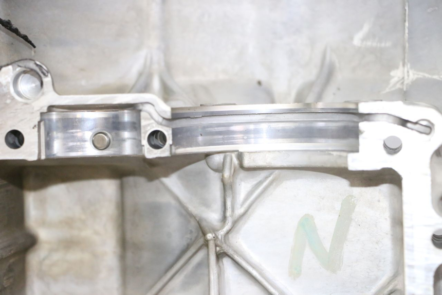 photo de CARTER BAS MOTEUR HONDA CBR RR FIREBLADE 900 (1992 - 1994) - Zoom qualité