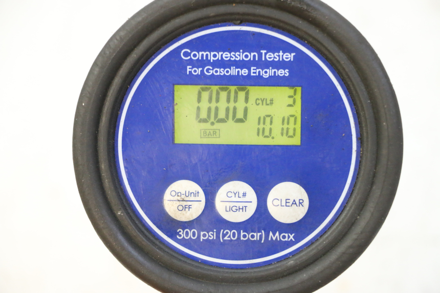 photo de CARTER BAS MOTEUR HONDA CBR RR FIREBLADE 900 (1992 - 1994) - Zoom état d’usage