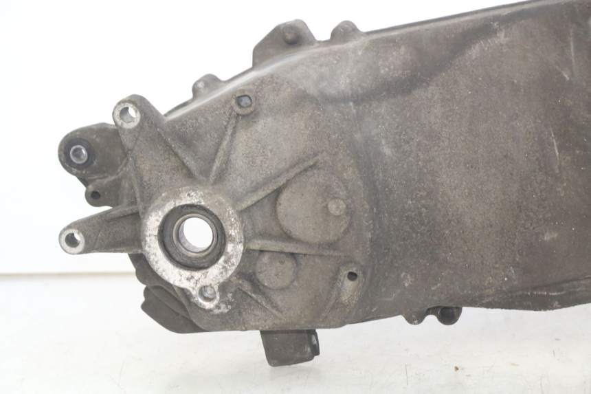 photo de CARTER BAS MOTEUR PEUGEOT CITYSTAR 125 (2011 - 2017) - Vue rapprochée