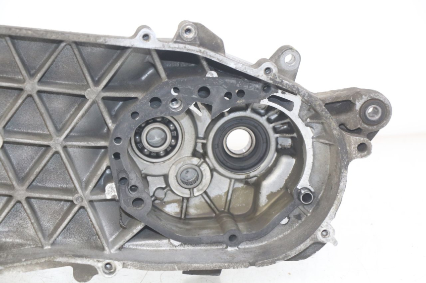 photo de CARTER BAS MOTEUR PEUGEOT CITYSTAR 125 (2011 - 2017) - Marquages et références