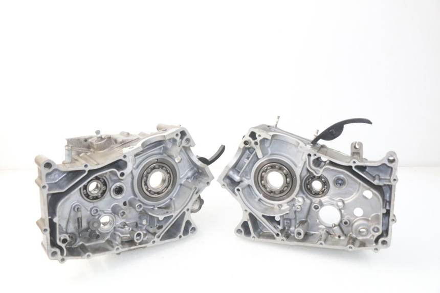 photo de CARTER BAS MOTEUR HYOSUNG COMET GTR 125 (2007 - 2014) - Détails caractéristiques