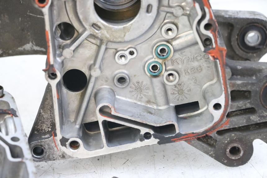 photo de CARTER BAS MOTEUR KYMCO DINK 4T 50 (2007 - 2018) - Inspection visuelle